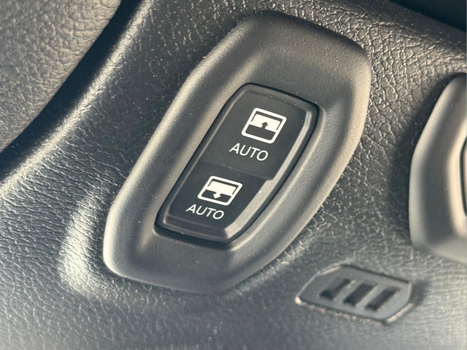 Used 2023 Sting-Gray Clearcoat Jeep Rubicon 392 image 30