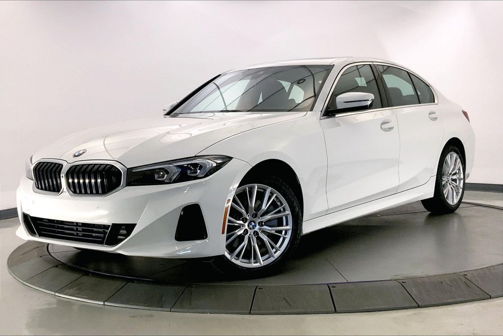 Certified Used 2024 Alpine White BMW  image 11