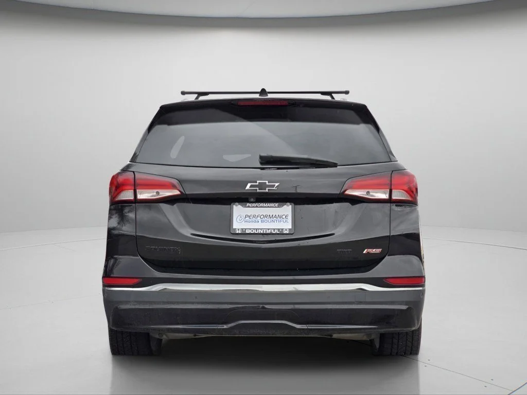 Used 2022 Mosaic Black Metallic Chevrolet RS image 22