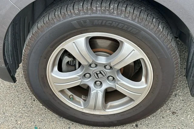 Used 2015 Gray Honda EX-L image 4