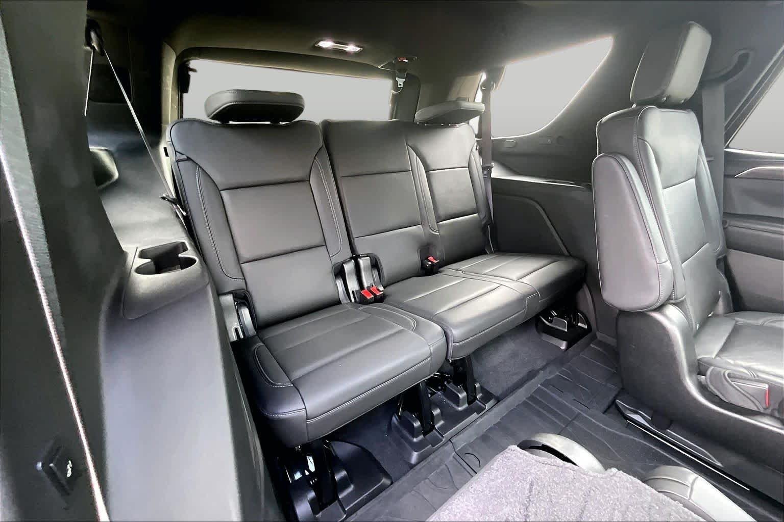 Used 2021 Black Chevrolet Z71 image 20