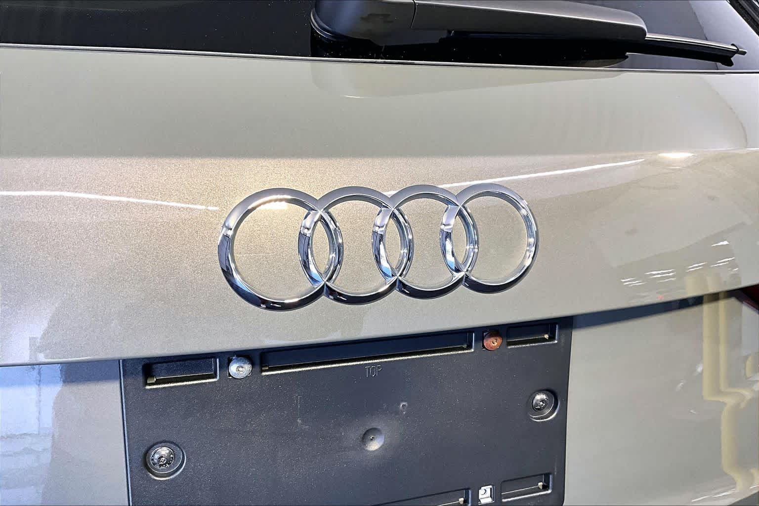 Used 2025 Chronos Gray Metallic Audi S line Premium image 65