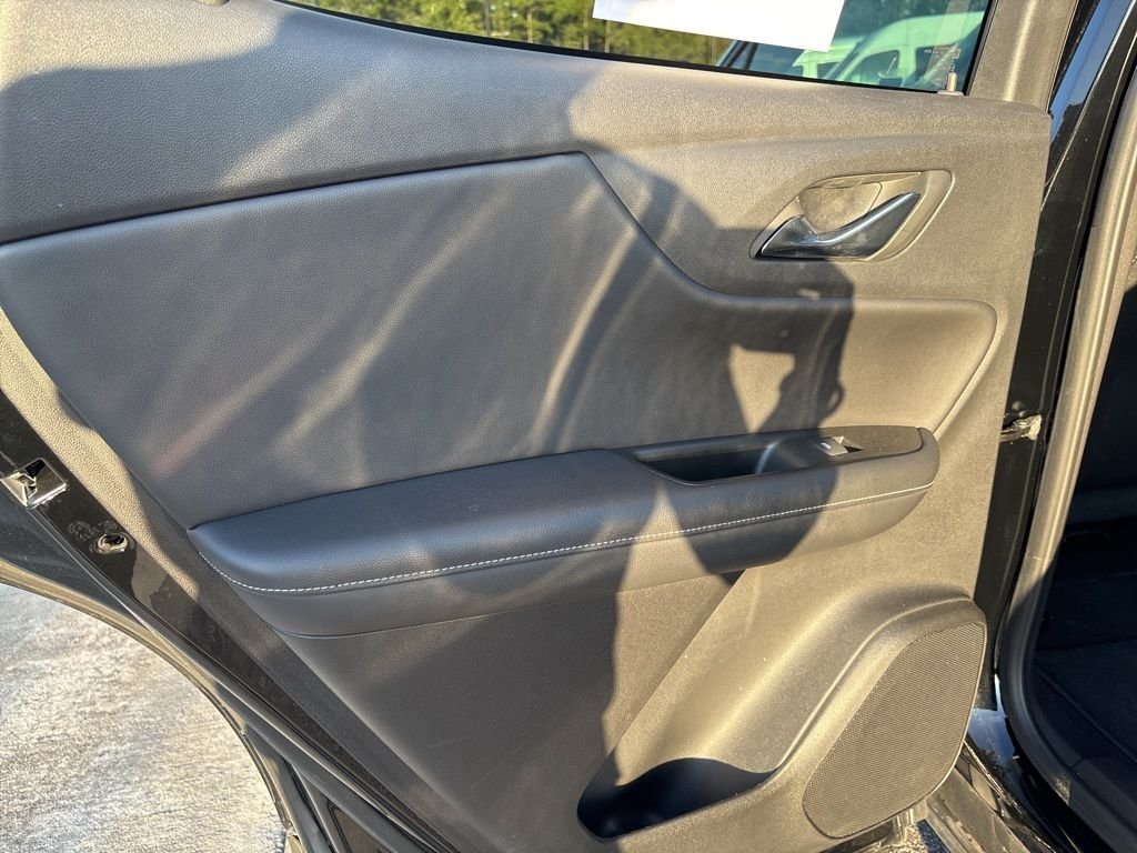 Used 2025 Black Chevrolet LT image 21