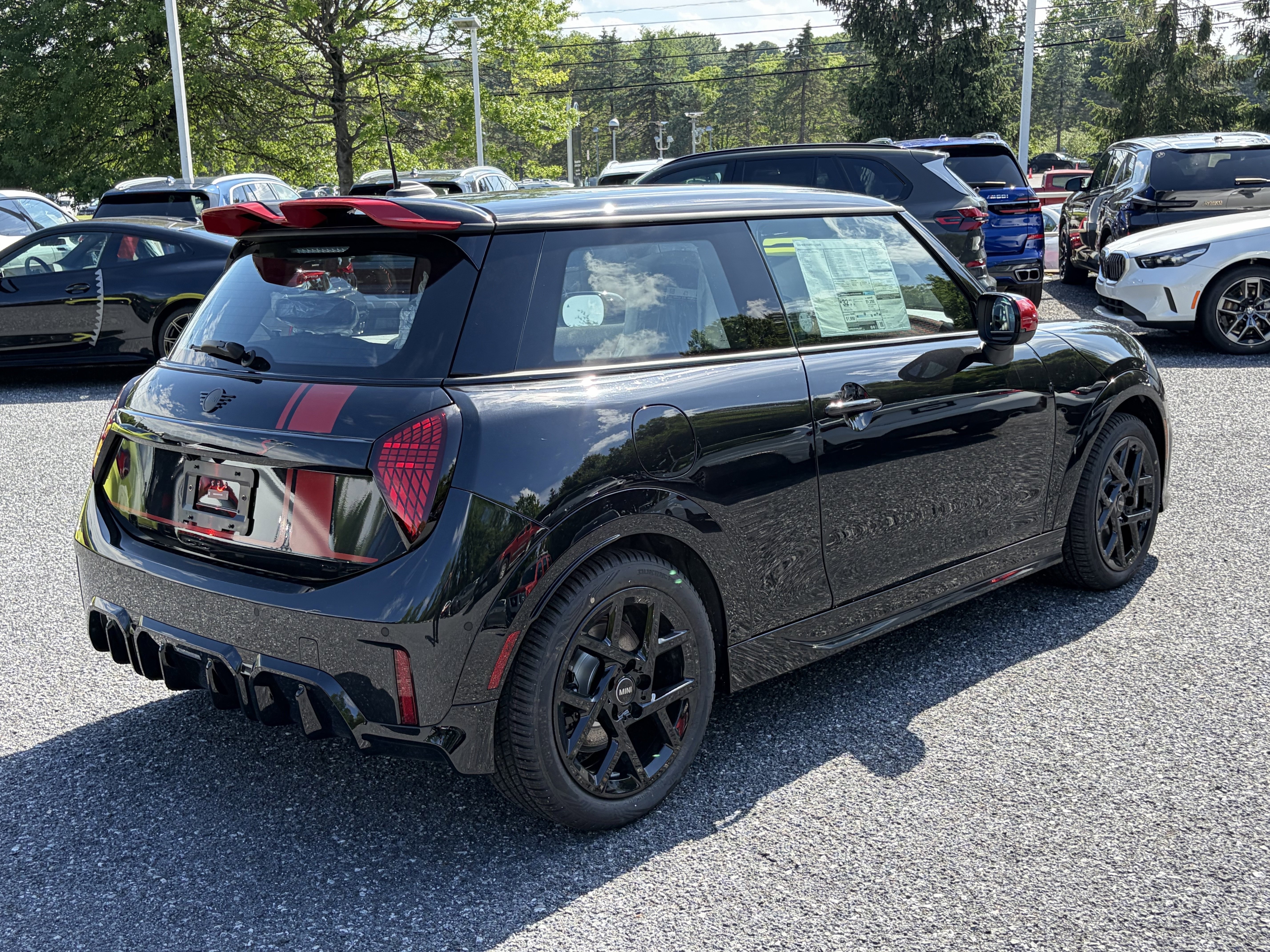 New 2026 Midnight Black II Metallic MINI Iconic image 7