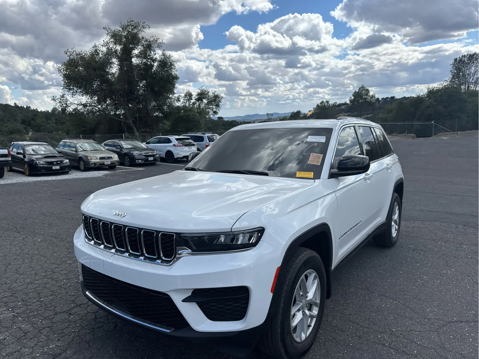 2024 Jeep Grand Cherokee Laredo X 4x4's photo