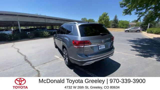 Used 2019 Silver Volkswagen SEL Premium image 5