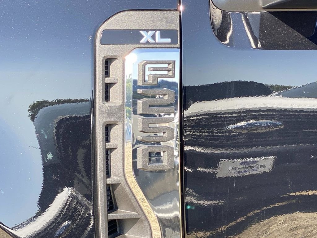 New 2026 Agate Black Metallic Ford F-250® XL image 8