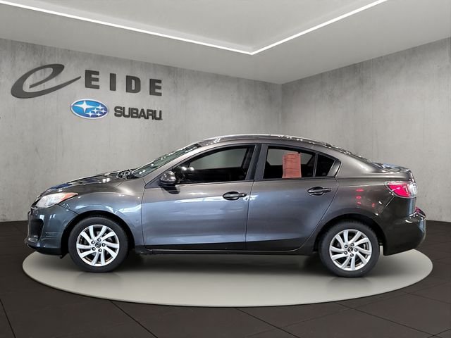 Used 2013 Graphite Mica Mazda i Touring image 5