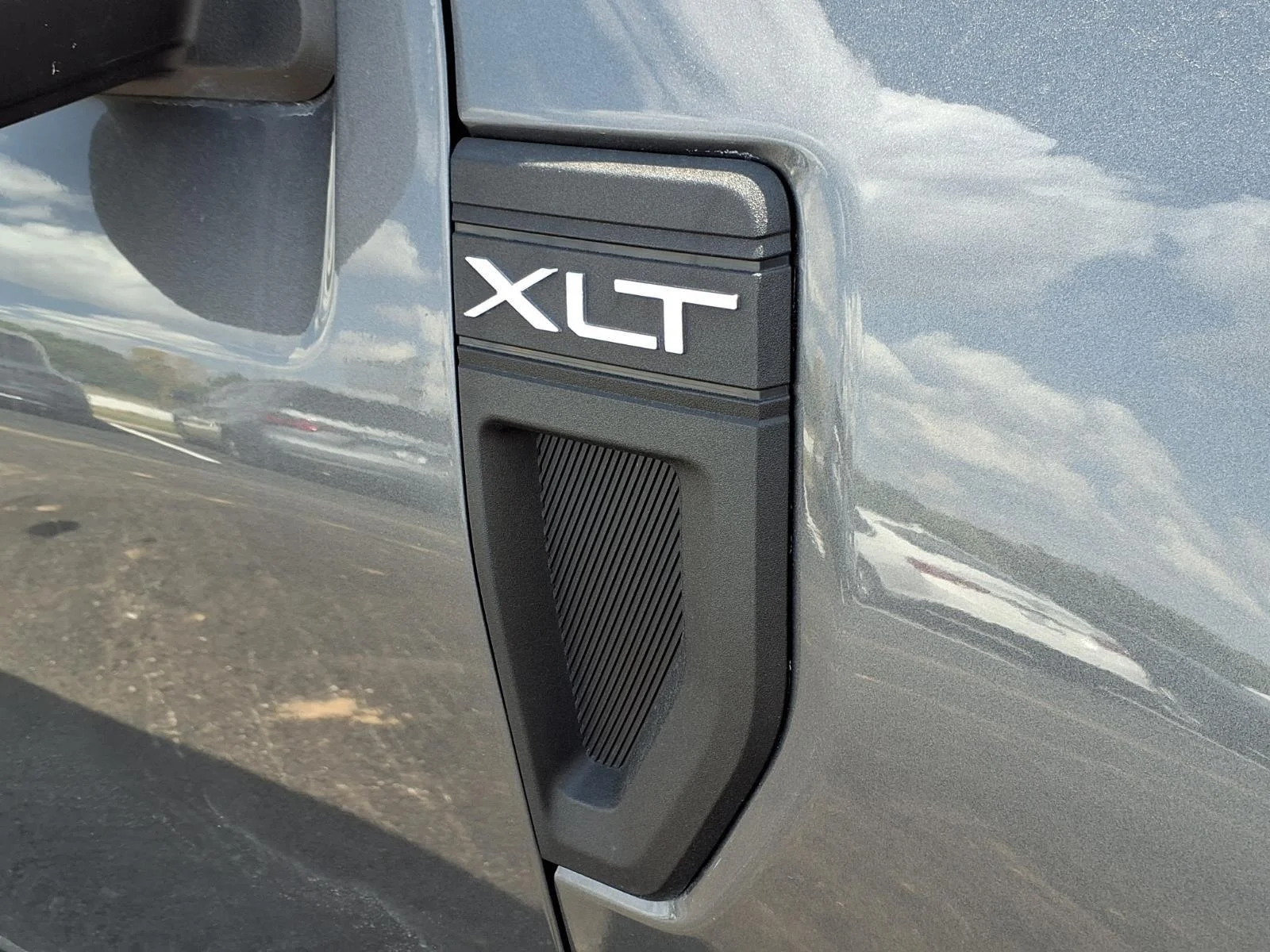 Used 2022 Carbonized Gray Ford XLT image 23