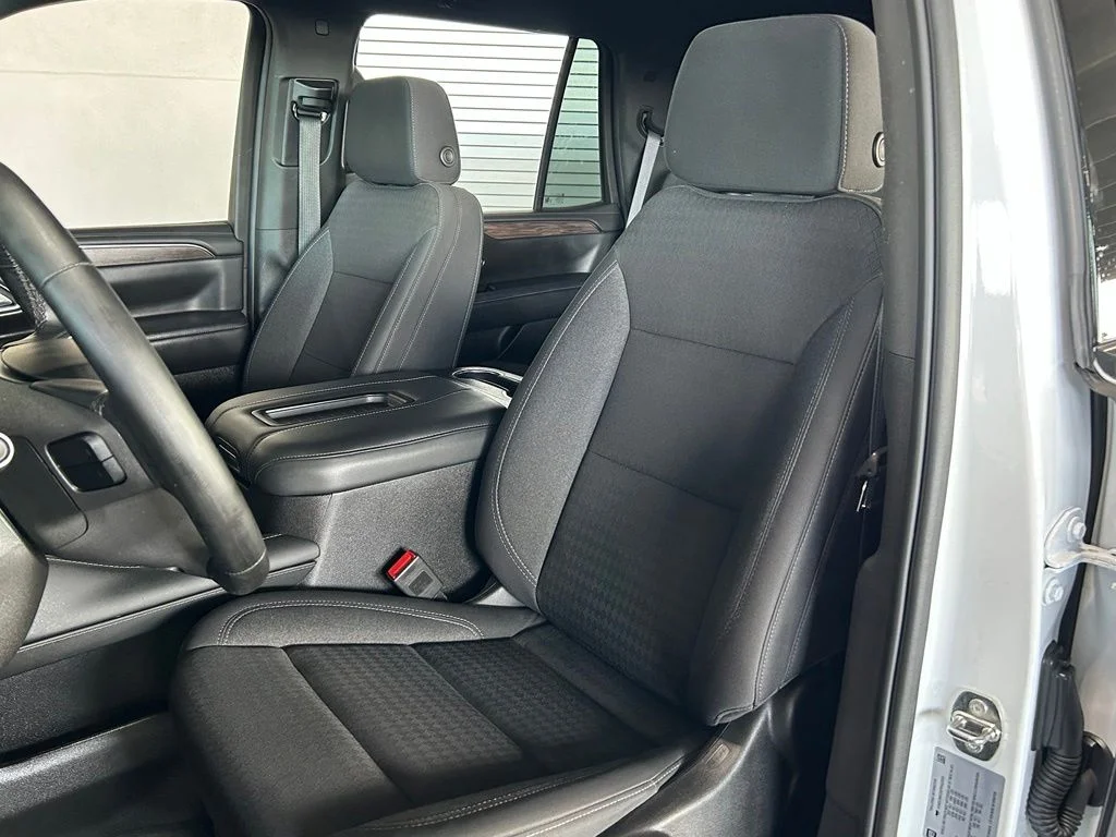 Used 2023 Summit White Chevrolet LS image 17