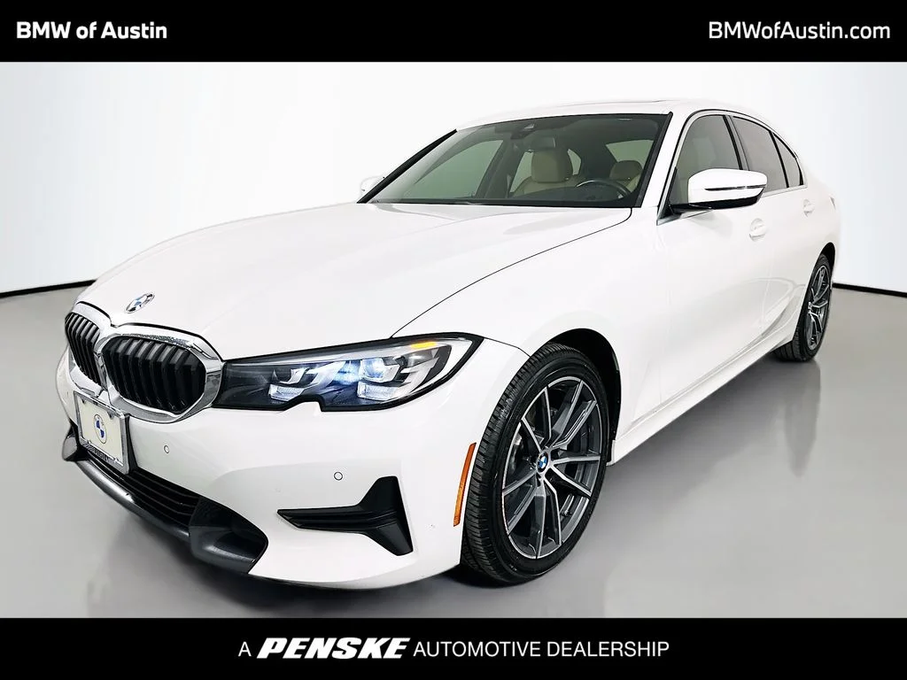 2020 BMW 3 Series 330i xDrive Sedan's photo