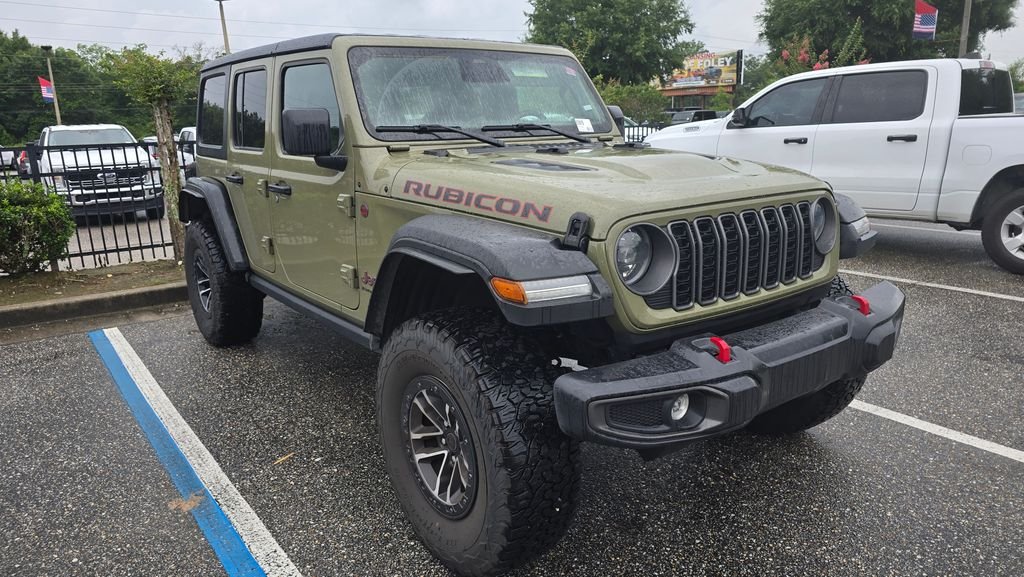 Used 2026 Green Jeep Rubicon image 3