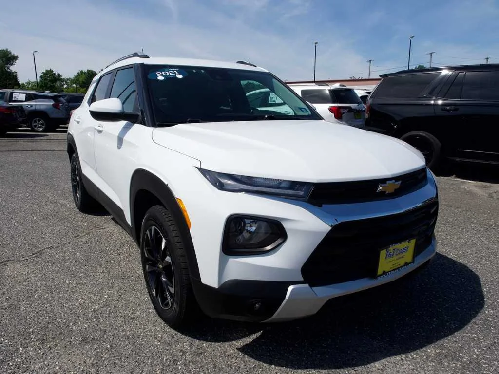 2021 Chevrolet Trailblazer LT AWD's photo