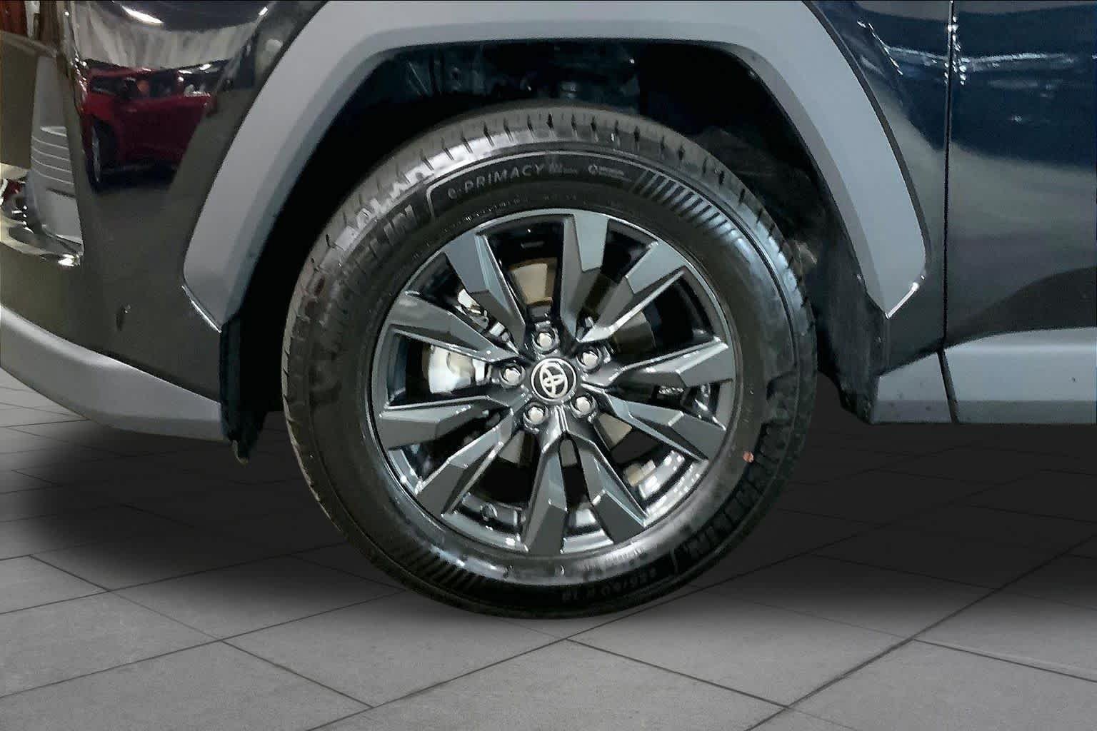 Used 2026 Midnight Black Metallic Toyota XLE Premium image 11
