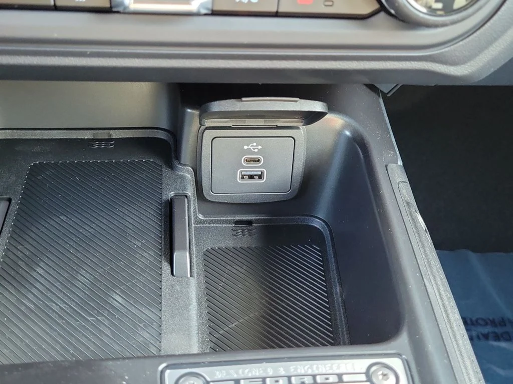 New 2026 Avalanche Gray Ford Outer Banks® image 21