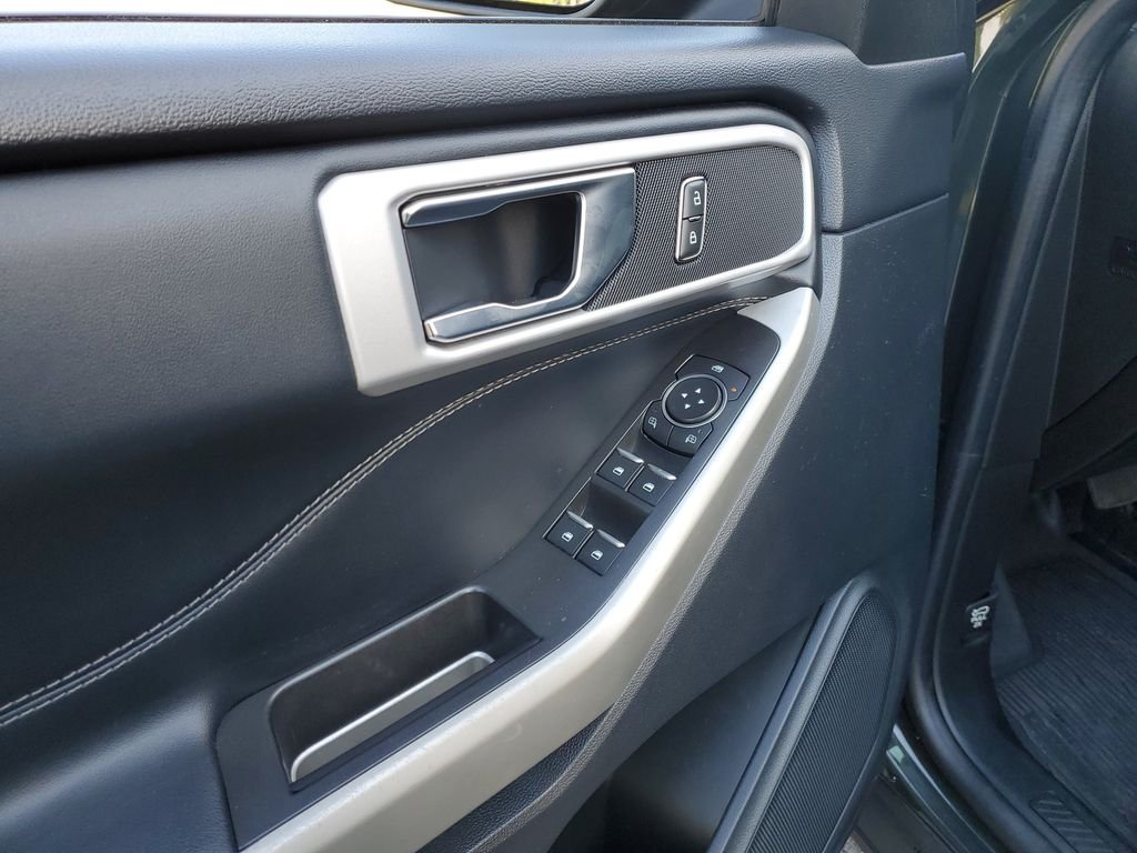 Used 2022 Green Ford XLT image 19