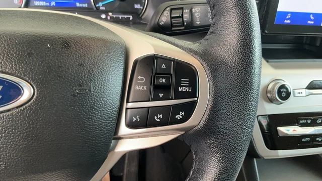 Used 2022 White Ford XLT image 12
