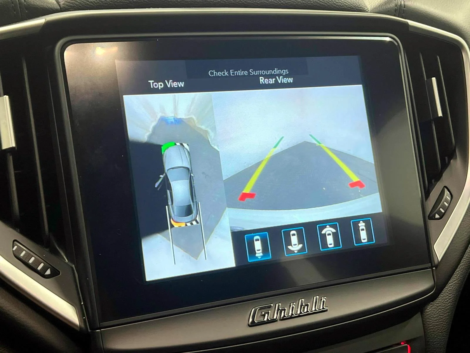 Used 2019 White Maserati S Q4 image 34