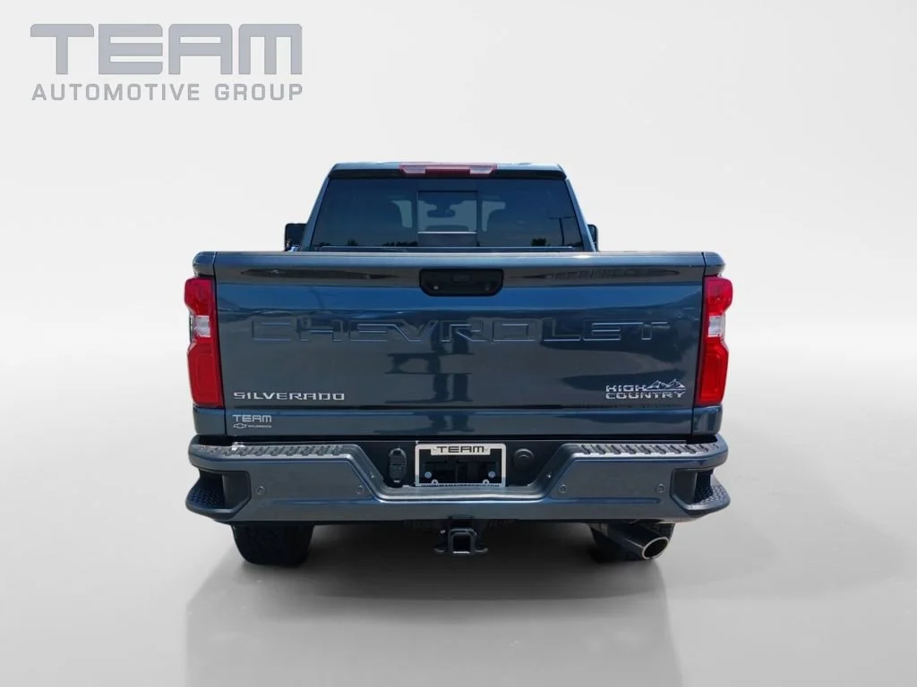 Used 2020 Shadow Gray Metallic Chevrolet High Country image 6