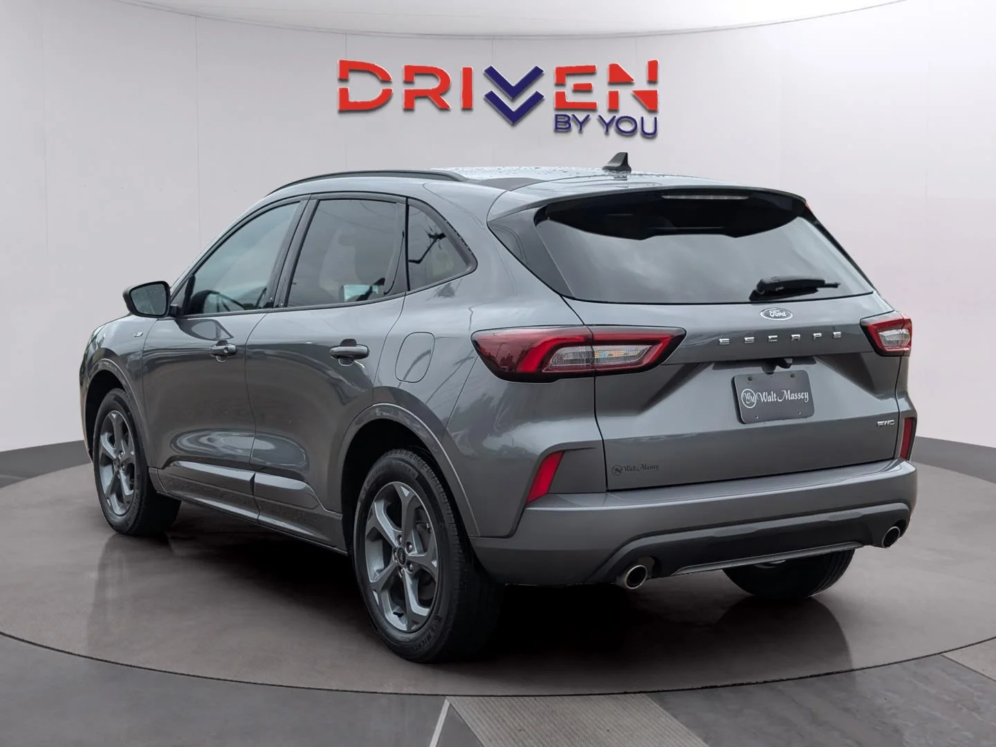 Used 2024 Carbonized Gray Ford ST-Line image 3