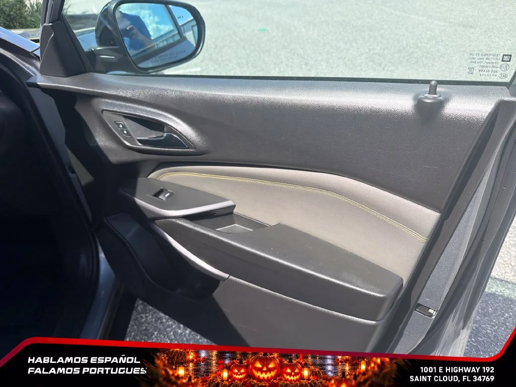 Used 2024 Sterling Gray Metallic Chevrolet ACTIV image 31