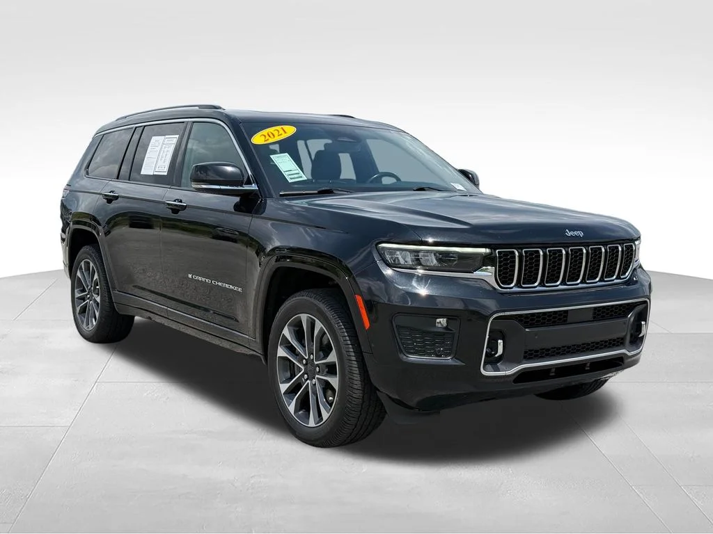 Used 2021 Black Jeep Overland image 31
