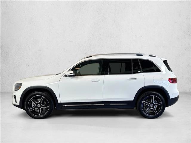 New 2026 Polar White Mercedes-Benz GLB 250 image 38