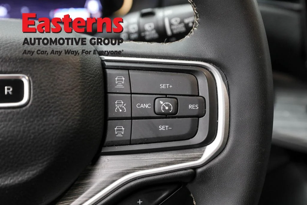 Used 2023 White Jeep Series III image 15