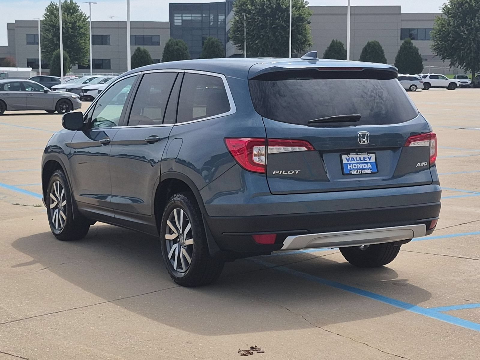 2021 Honda Pilot EX-L - Photo 8