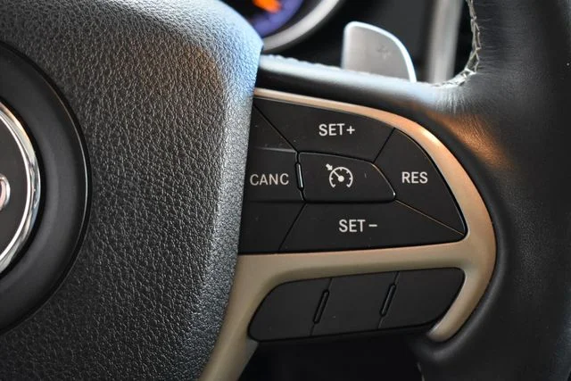 Used 2017 Black Jeep Limited image 35