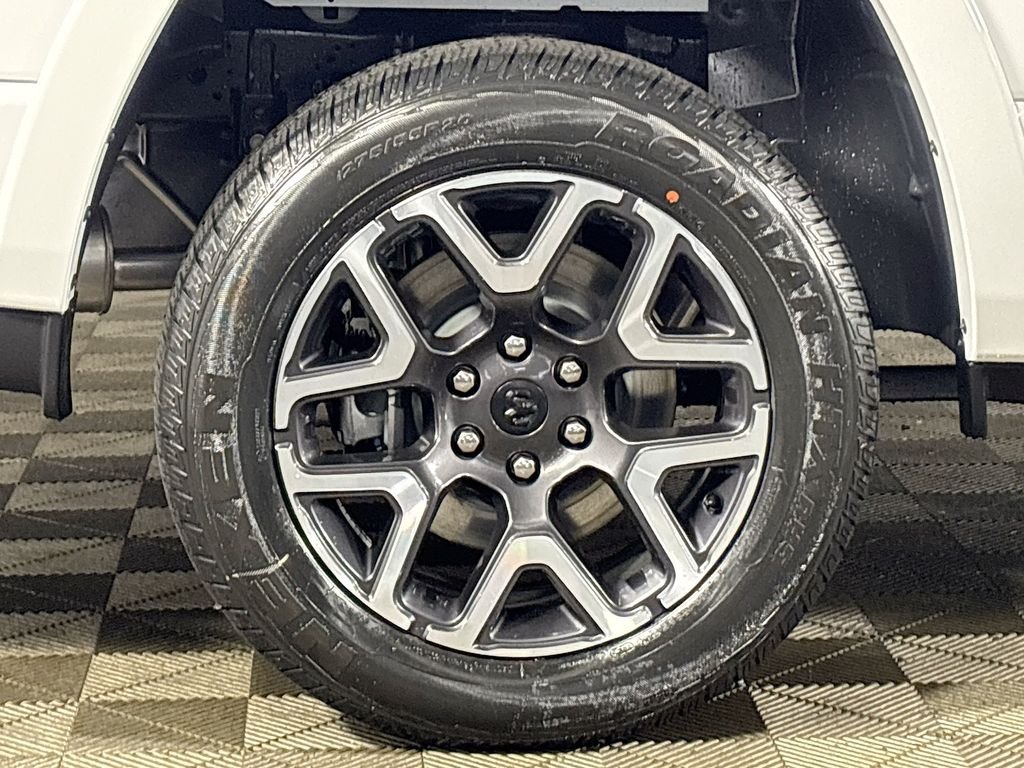 New 2026 Bright White Clear-Coat Exterior Paint RAM Laramie image 23
