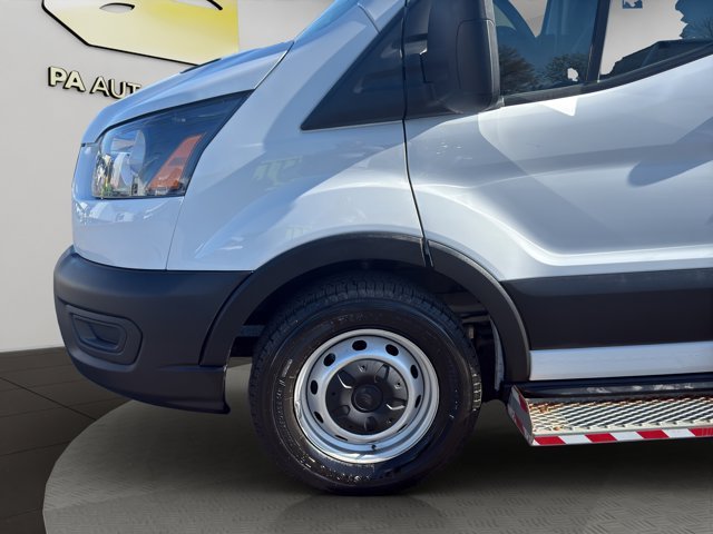 Used 2020 White Ford XL image 24