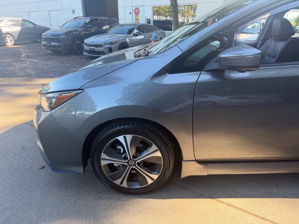 Used 2021 Gun Metallic Nissan SL Plus image 8