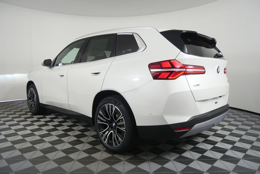 Used 2026 Mineral White Metallic BMW 30 xDrive image 5