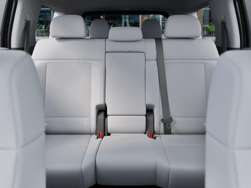 New 2027 Shimmering Silver Hyundai SE FWD image 12