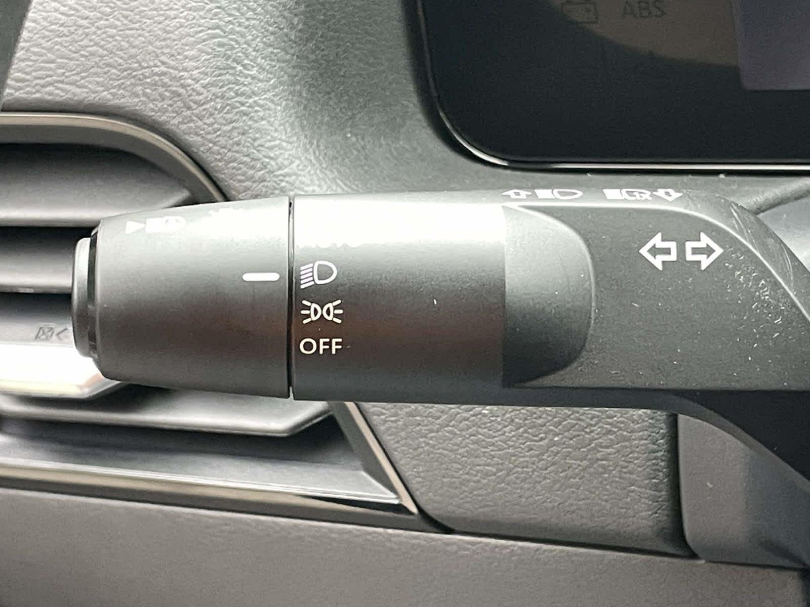 New 2027 Atlantic Gray Metallic Nissan SR image 33