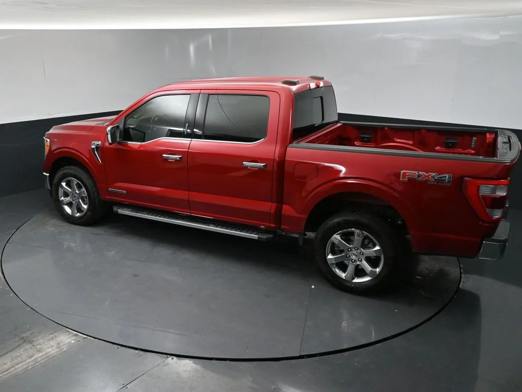 Used 2021 Red Ford Lariat image 15