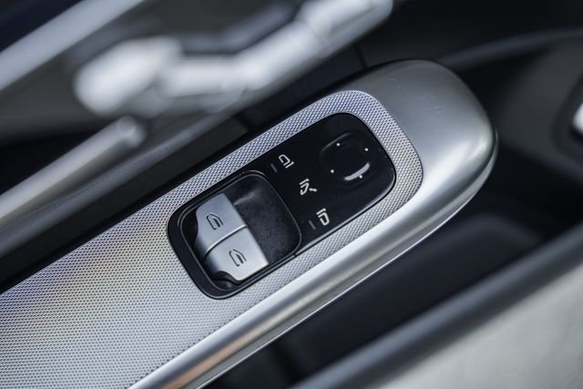 Used 2025 MANUFAKTUR Alpine Gray Mercedes-Benz CLE 450 image 37