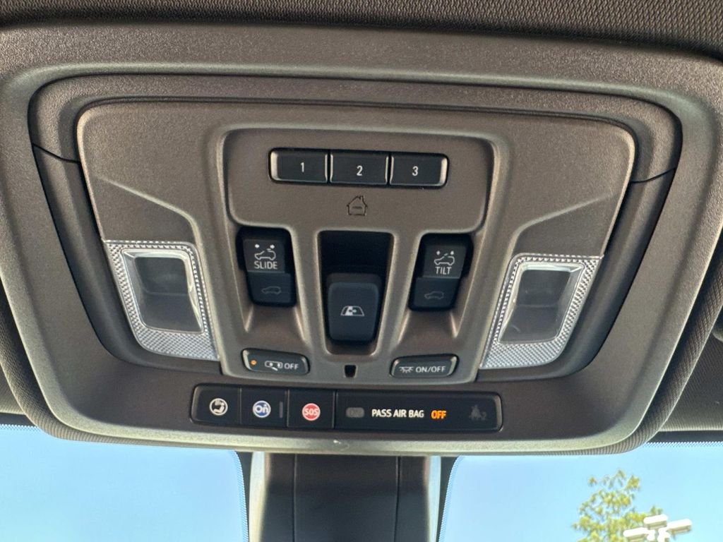 Used 2020 Black GMC Denali image 18