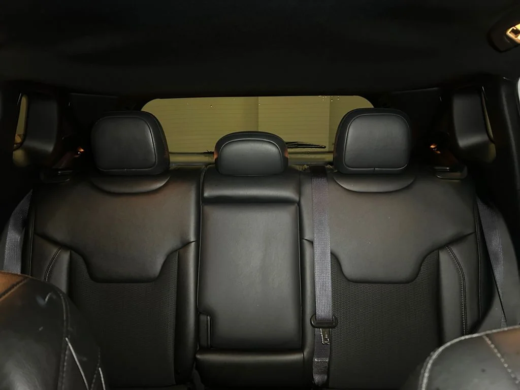 Used 2025 Bright White Jeep Trailhawk image 23