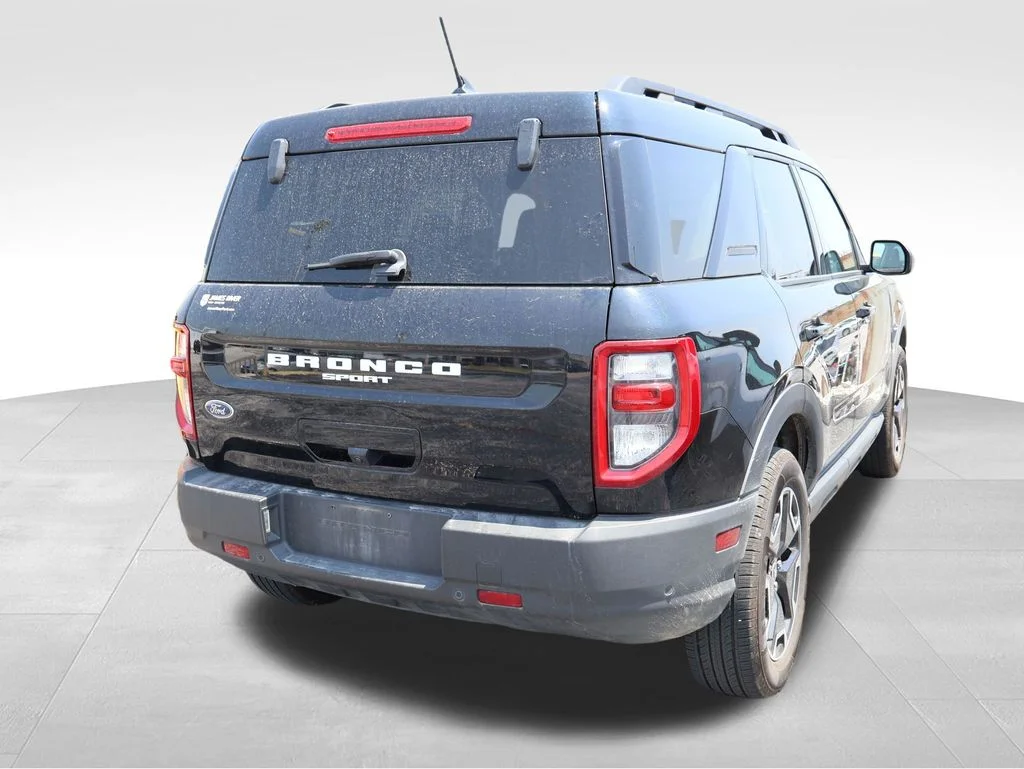 Certified Used 2024 Shadow Black Ford Outer Banks image 16