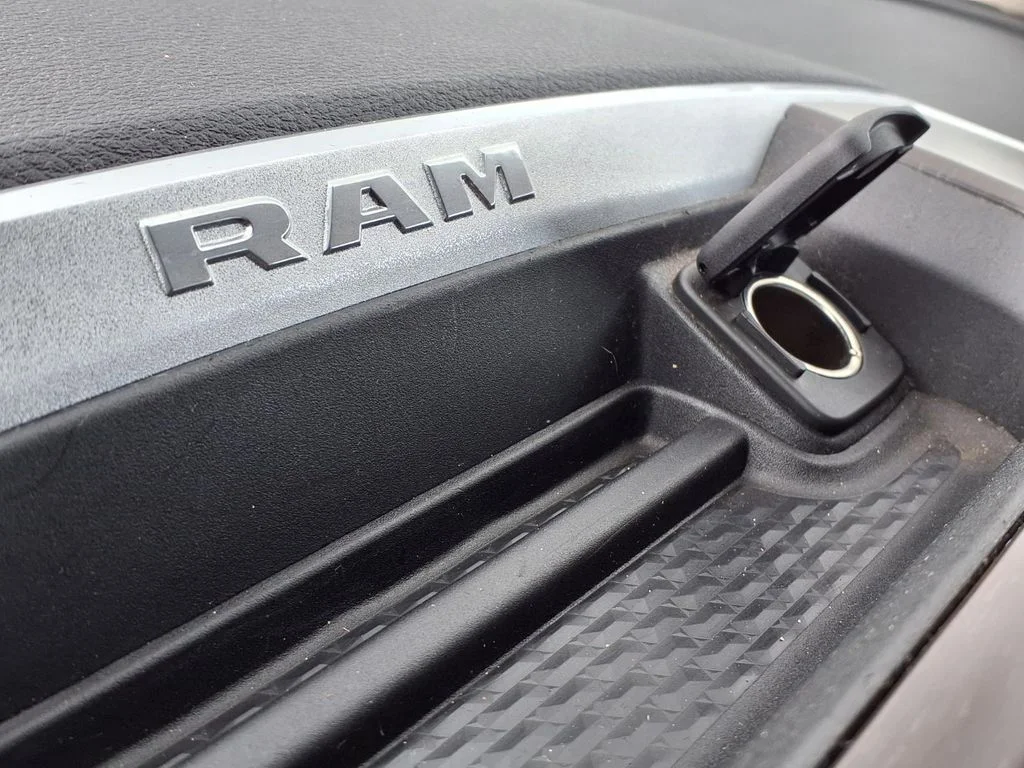Used 2022 Red Ram Laramie image 14