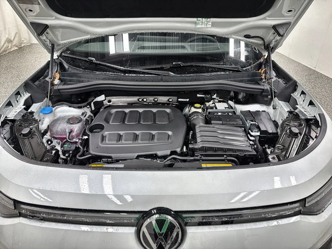 New 2026 Opal White Pearl Volkswagen SEL R-Line Turbo image 10