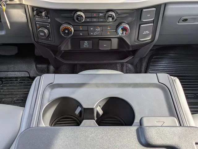 New 2026 Oxford White Ford F-450® XL image 19