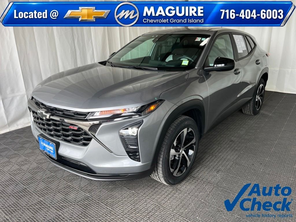 Used 2025 Sterling Gray Metallic Chevrolet 1RS image 1