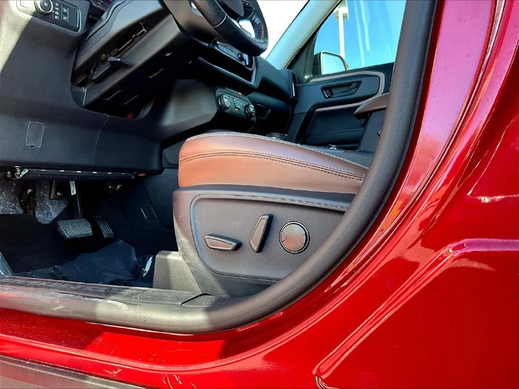 Used 2021 Red Ford Outer Banks image 43