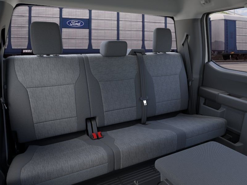 New 2026 Oxford White Ford XL image 10