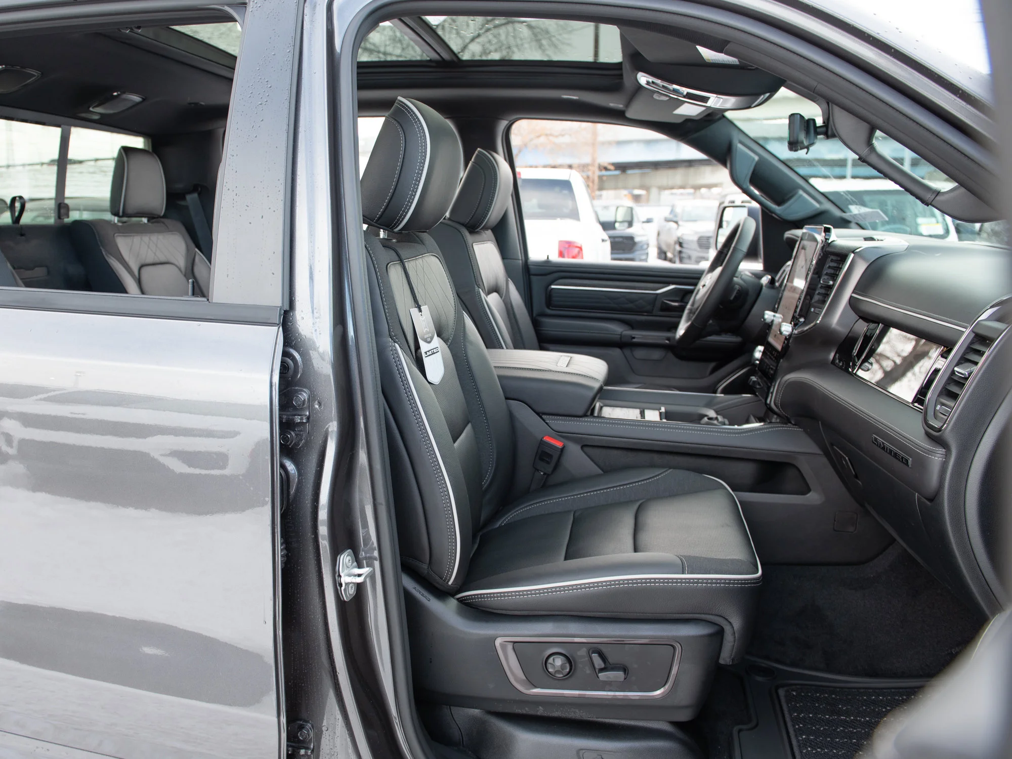 New 2026 Grey RAM Limited* image 32