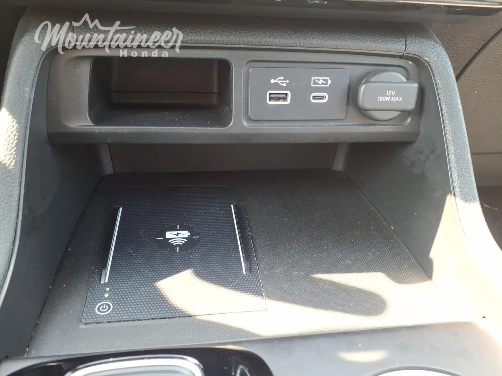 Used 2025 Obsidian Blue Pearl Honda Touring image 40