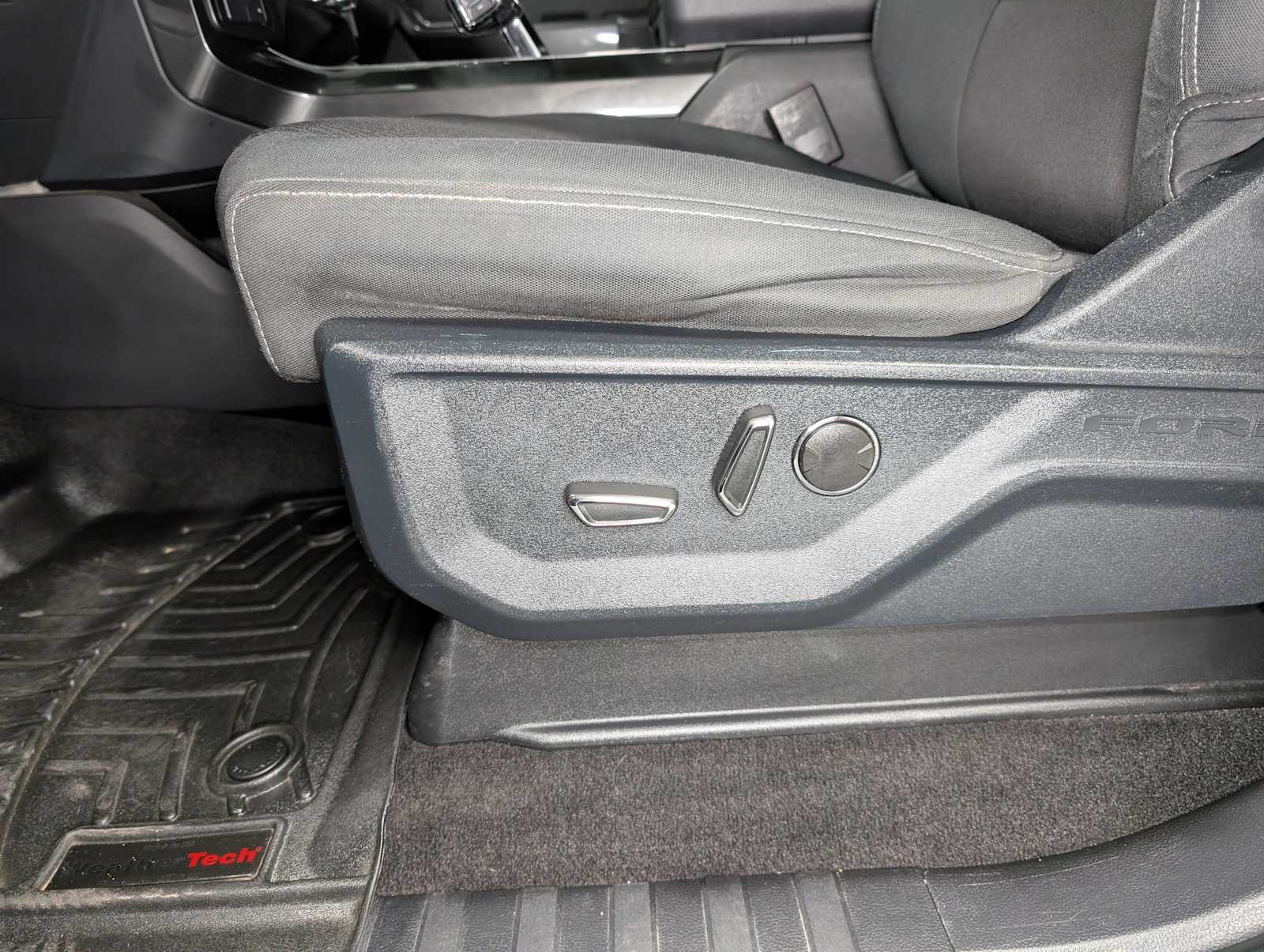 Used 2021 Agate Black Ford XLT image 42